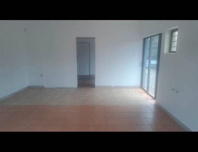 229M² BUSINESS FOR SALE IN BLUFF